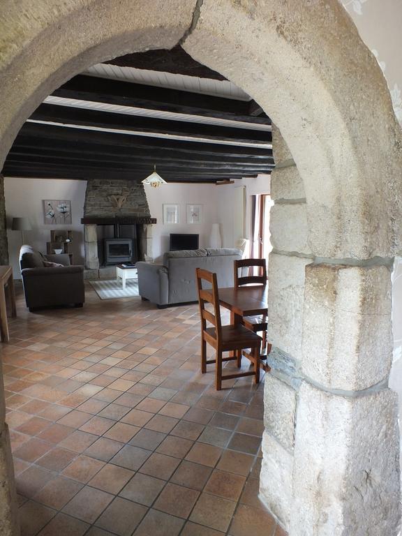 Gites De Lenvos Pontivy Esterno foto